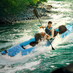 Bateau gonflable le plus vendu en Europe, livraison rapide <span class=keywords><strong>pour</strong></span> 3/4 personnes, kayak gonflable, entrepôt slovène, canoë avec pompe de gonflage - Product Image 1