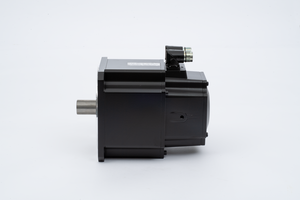 Motor de Control de Alta Precisión y Ahorro de Energía SPP 3.8kW L0 ME, Accesorio para Brazo Robótico 334486, 220V 400V 500V, 3.8kW de Potencia - Product Image 3