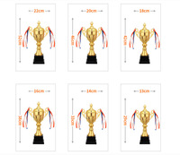 Médaille de trophée en métal bon marché, coupe de trophée en métal personnalisée avec homme de Football, vente en gros, 2023
