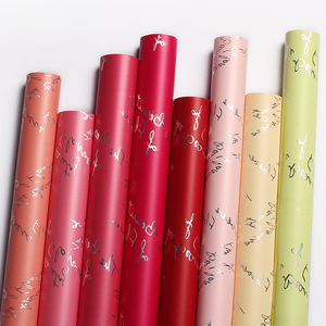 Rollo de papel de regalo de estampado en caliente de flores coreanas de 20 hojas, envoltura de regalo de ramo impermeable con revestimiento de PE - Product Image 4