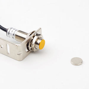 Sensor de Proximidad Magnético de Alta Sensibilidad con Protección IP67, Conexión por Cable de 6V-36V para Automatización Industrial - Product Image 3