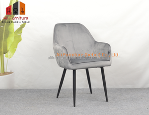 Sillón de Terciopelo de Lujo con Diseño Acolchado y Patas de Metal para Hotel Boutique y Cafetería Elegante, Directo de Fábrica - Product Image 4