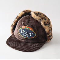 Casquette de baseball en velours côtelé à imprimé léopard et blocs de couleur - Chapeau d'aviateur chaud avec cache-oreilles en polaire pour l'automne et l'hiver