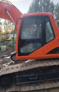 รถขุดตีนตะขาบ Doosan Dh300lc-7 มือสอง ขนาด 30 ตัน พร้อมเครื่องยนต์และเกียร์ Isuzu น้ำหนัก 29.7 ตัน บุ้งกี๋ขนาด 1.27 เมตร ระบบไฮดรอลิก PLC และเกียร์ - Product Image 2