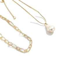 Collier pendentif en laiton plaqué or 14 carats avec perle baroque d'eau douce, chaîne torsadée, résistant à l'eau, inaltérable et hypoallergénique, vente en gros