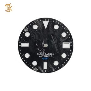 OEM/ODM Cadran en fibre de carbone de 28,5 mm NH35 Couleur et motif personnalisables Fournisseur direct d'usine pour montres de sport pour hommes - Product Image 4