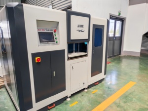 <span class=keywords><strong>เครื่อง</strong></span>กัดซีเอ็นซีห้าแกน ควบคุมด้วย PLC อัตโนมัติ สำหรับงานกัดปลาย ผลิตหน้าต่าง ประตู  โครงอะลูมิเนียม UPVC/PVC  มอเตอร์ 3KWx3 - Product Image 3