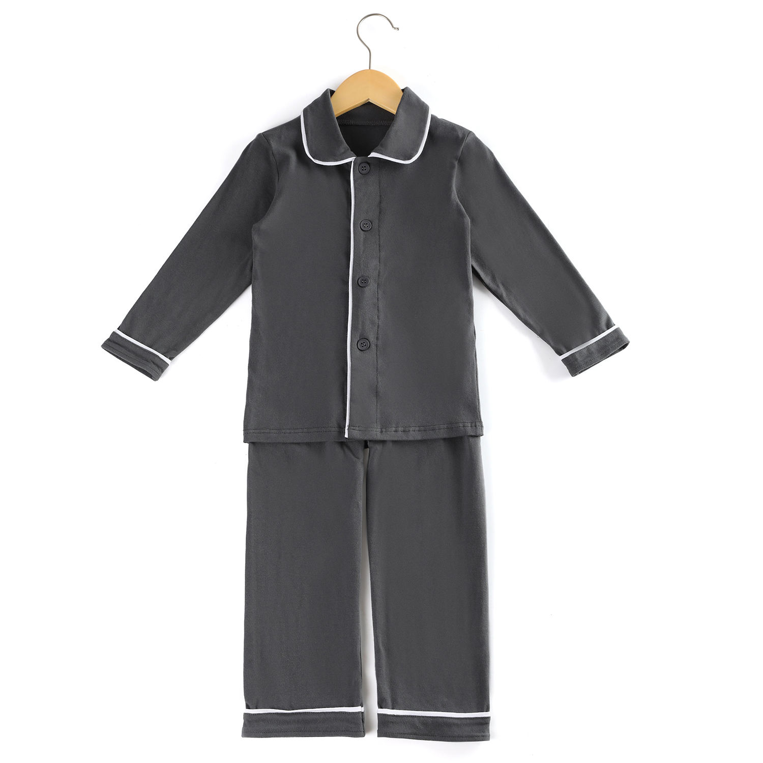 เด็กชายสีเทาเข้ม