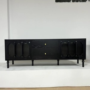 Meuble TV en chêne massif de style farmhouse moderne du milieu du siècle avec tiroirs de rangement pour salon - Product Image 1
