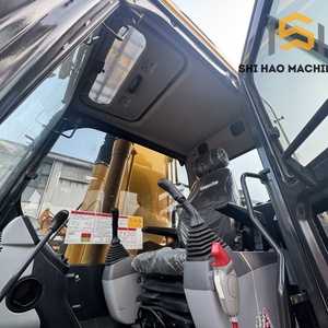 Excavadora Hidráulica de Cadenas Komatsu PC220 de 22 Toneladas, Casi Nueva, de Buena Calidad para Proyectos de Construcción, Potente - Product Image 4