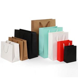 Sacs cadeaux de luxe personnalisés en gros, sacs shopping en papier kraft recyclables pour vêtements avec votre logo - Product Image 3