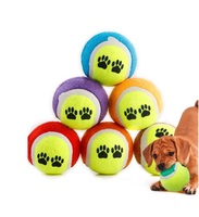 Balle de tennis en caoutchouc élastique de formation de chien de logo personnalisé jouet de jeu d'animal familier avec la conception imprimée pour le temps de jeu