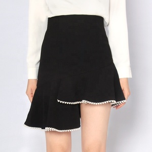 Otoño nuevo diseño estilo Casual volantes Irregular negro con cuentas bajo las faldas cortas. - Product Image 2