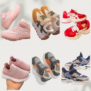 Zapatillas deportivas mixtas populares al por mayor, calzado informal transpirable y a la moda, zapatillas ligeras de estilo chino para correr. - Product Image 1