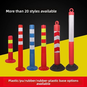 Poste de Advertencia Elástico de PVC Resistente con Cinta Reflectante de Alta Visibilidad, 65 cm de Altura, para Seguridad Vial - Product Image 4