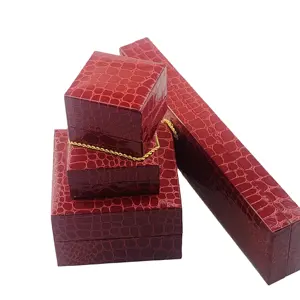 Luxury Best-selling Red Crocodile Paper Soft Insert Wrist Jewelry Ring Box Paper Box For Jewelry Packaging Display