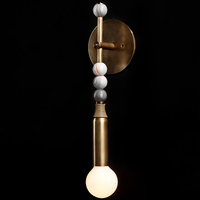 Applique murale haut de gamme de style européen en cuivre massif avec télécommande, petite lampe de luxe en verre pour chambre à coucher, chevet, mur TV, source de lumière LED