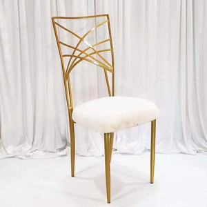 Silla Camaleón Acolchada de PU Blanca con Estructura de Hierro para Banquetes de Boda de Lujo y Asientos Apilables para Eventos en Salones de Hotel - Product Image 5