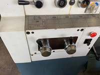Tour à métaux universel manuel C6132 d'occasion, prix bas en Chine, petite machine légère à vendre