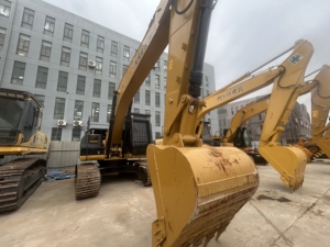 Pronta Consegna Escavatore Cingolato Usato Originale Caterpillar 323DL con Telaio Lungo, Poche Ore di Utilizzo, Macchina Idraulica per Scavo per Miniere - Product Image 3