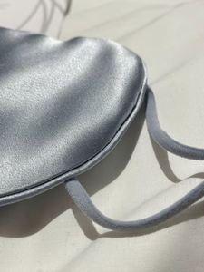 Masque pour les yeux en soie 100% pure mûre 22 Momme, style européen et américain, utilisation quatre saisons, sans pression, vente en gros - Product Image 2