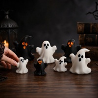 Mini figurines fantômes d'Halloween en résine, collection de statues fantômes avec yeux orange pour décorations de plateaux à plusieurs niveaux pour les fêtes.