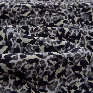 Camisa Casual SQ de Alta Calidad para Hombre Manga Larga con Botonadura Sencilla 100% Popelina de Algodón Estampado de Otoño Ecológica - Product Image 5