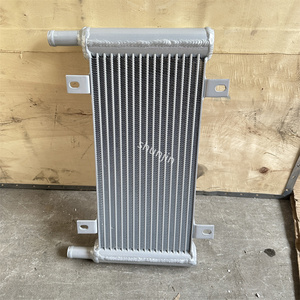 อะไหล่รถขุดคุณภาพสูง ชุดระบายความร้อนน้ำมันรถขุด สำหรับรถขุดฮิตาชิ EX27U-3 ชุดระบายความร้อนน้ำมันรถขุดขนาดเล็ก ชุดระบายความร้อนน้ำมันไฮดรอลิกขนาดเล็ก - Product Image 2