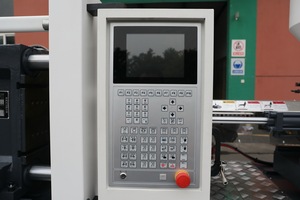 Piccola Macchina per Stampaggio a Iniezione <span class=keywords><strong>di</strong></span> Plastica da Tavolo 90 Tonnellate Macchina per Produzione <span class=keywords><strong>di</strong></span> Giocattoli in Plastica <span class=keywords><strong>Cubo</strong></span> <span class=keywords><strong>di</strong></span> <span class=keywords><strong>Rubik</strong></span> HS-90 - Product Image 5