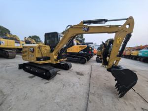 En bon état Mini pelle hydraulique sur chenilles Caterpillar CAT 305.5E2 d'occasion en vente - Product Image 5