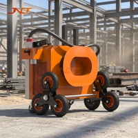 Machine de nettoyage au laser 500W pour éliminer la rouille des pièces et outils métalliques dans les ateliers et les garages.