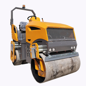 Compacteur routier à entraînement hydrostatique pour une accélération fluide sans sursauts - Product Image 1