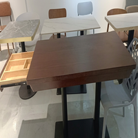 Table de restaurant en bois moderne, design contemporain, durable, mobilier commercial pour salle à manger, mobilier de restaurant