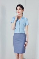 Robe de bureau pour femmes faite à la main, motifs floraux brodés à la machine, bouton, taille naturelle - Personnalisable pour le logo de l'entreprise
