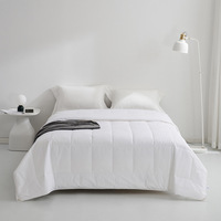 Couette blanche matelassée carrée, chaude et épaisse, antistatique, douce pour la peau, garnissage de couette simple, double ou très grand format