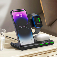 NEWQI Productos calientes Mini estación de carga multifunción plegable Reloj Auricular 3 en 1 Cargador inalámbrico Teléfono celular 15W Rápido