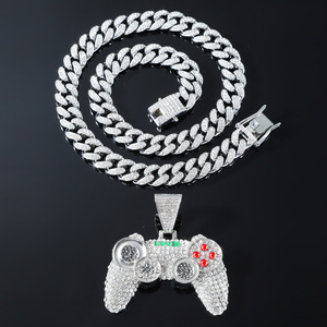 Collar de Diseño Creativo con Colgante de Control de Videojuegos, Cadena Cubana Chapada en Oro, Estilo Hiphop, Joyería de Moda para Hombre - Product Image 3
