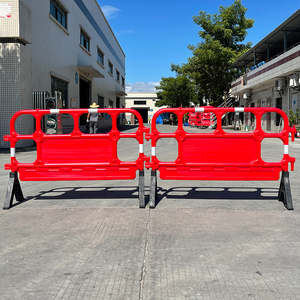 Barrera de Plástico HDPE Moldeada por Soplado 1350A, Barrera de Seguridad de Plástico para Control de Multitudes con Panel Publicitario - Product Image 5