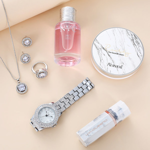Set di 5 profumi donna di lusso rosa scatola di cuore per regalo regalo per donna e rossetto - Product Image 2