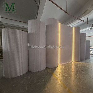 Arche de toile de fond en PVC blanc personnalisée pour grands événements, décoration de scène de <span class=keywords><strong>mariage</strong></span>, mur de toile de fond en PVC ondulé incurvé - Product Image 4