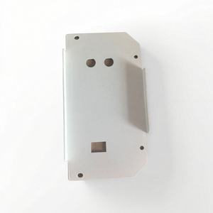 Fabrication industrielle de tôles en acier inoxydable et en aluminium avec découpe laser et estampage pour diverses applications - Product Image 3