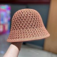 2025 femmes fait à la main Crochet tricot pêcheur casquette couleur unie Denim seau chapeau pour été décontracté scène avec Logo personnalisé