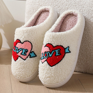 Hot Sell Slides Home Warm Smile Slipper Fur Slides Faux Fur Heart Slippers Women Shoes Family Plush Slippers Custom - Product Image 2