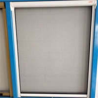 Moustiquaire en fiber de verre, moustiquaire à profil blanc, fenêtre avec cadre