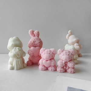 Nuevos Moldes de Silicona para Velas con Forma de Oso de Rosas para el Día de San Valentín, Moldes Decorativos de Silicona para Velas Aromáticas, Moldes para Velas Hechas a Mano - Product Image 1
