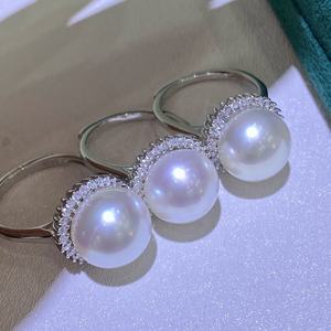 Nouvelle bague en argent pur S925 avec perle à lumière froide, similaire à la perle blanche australienne, design à bouche mobile, fabrication fine - Product Image 3