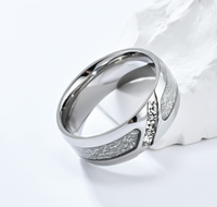 316 acier inoxydable hommes bague bijoux 18K plaqué or carré Zircon CNC réglage haute qualité bague de mode pour les fiançailles de mariage