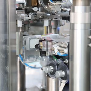 Offre Spéciale automatique multifonction gommeux ours <span class=keywords><strong>Fudge</strong></span> bonbons durs machine de remplissage emballage alimentaire dans des sacs pochettes en plastique et en papier - Product Image 6