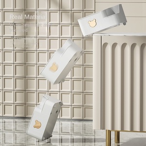 Scatola di immagazzinaggio multifunzionale moderna in plastica PP per soggiorno e Desktop Tissue sostenibili e supporto per telecomando - Product Image 3