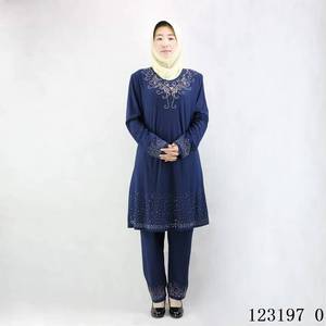 Venta directa de fábrica de ropa de oración musulmana para mujer, estilo moderado, hecha a medida, conjuntos de manga larga, transpirable, en lotes pequeños. - Product Image 3
